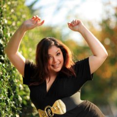 Happy Plus Size Women - Curvicality gets to how to be happy as a plus size ladyHappy Plus Size Women - Curvicality gets to how to be happy as a plus size lady